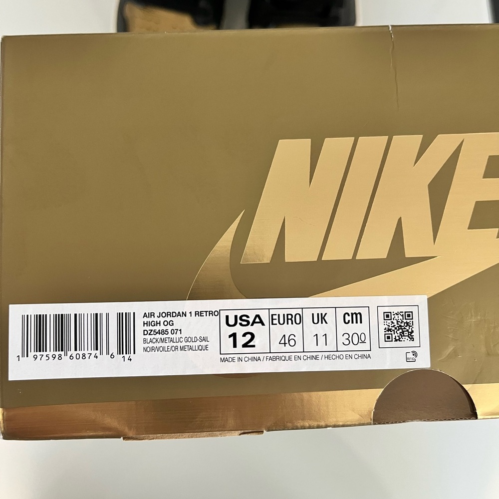 Air Jordan Retro 1 - Picture 9 of 9